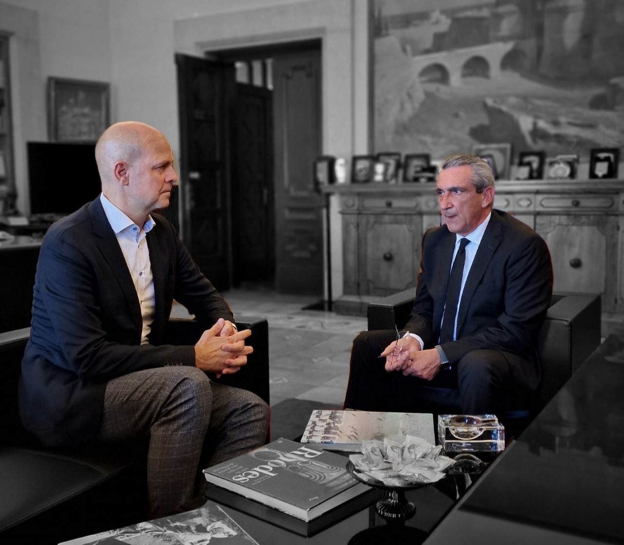 Συνάντηση του Περιφερειάρχη με τον Διευθύνοντα Σύμβουλο της Fraport Greece, Alexander Zinell