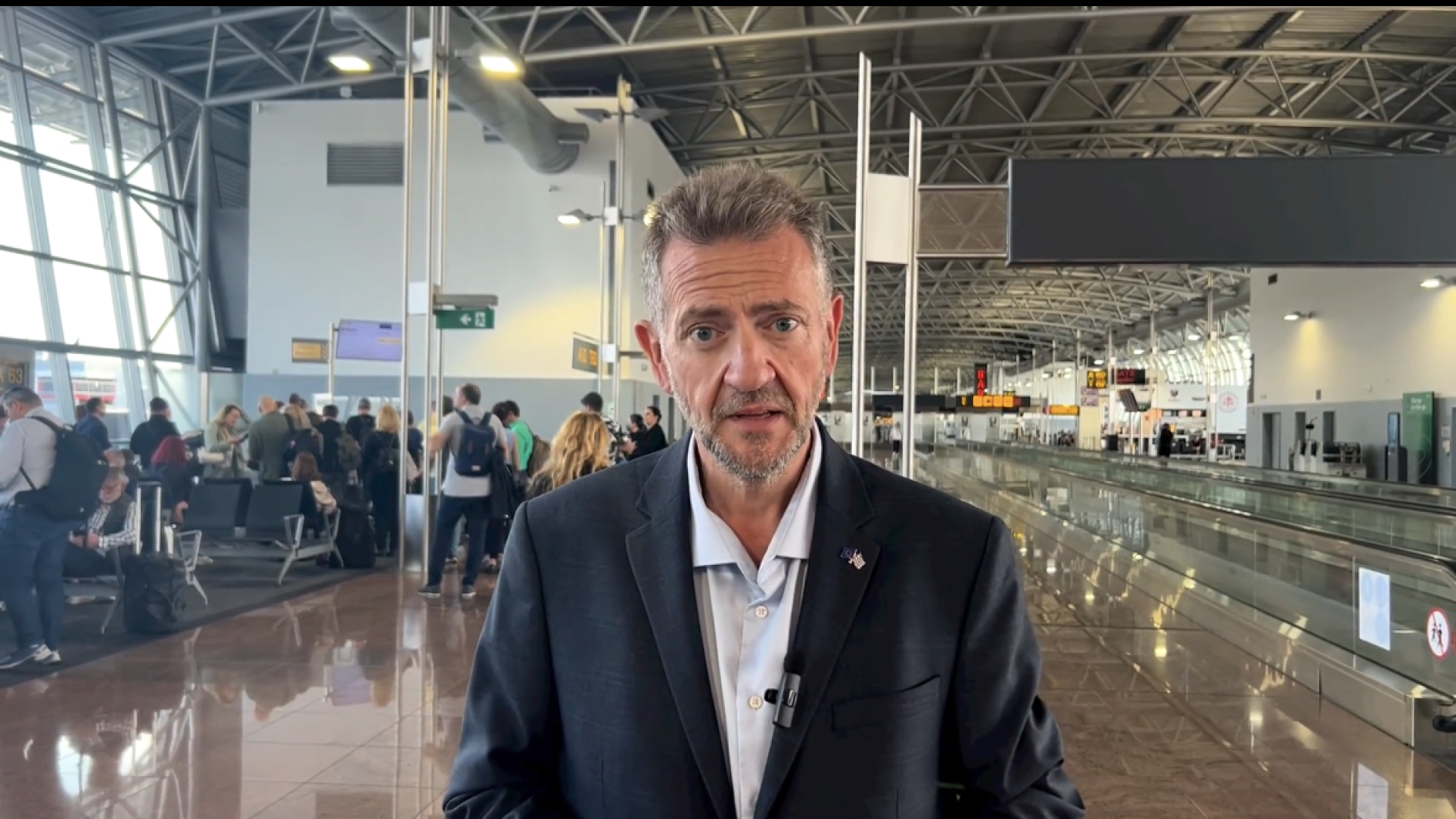 Το μήνυμα απο τον Μανόλη Ορφανό, Πρόεδρο της Δ.Ε.Υ.Α. Θήρας στις Βρυξέλλες