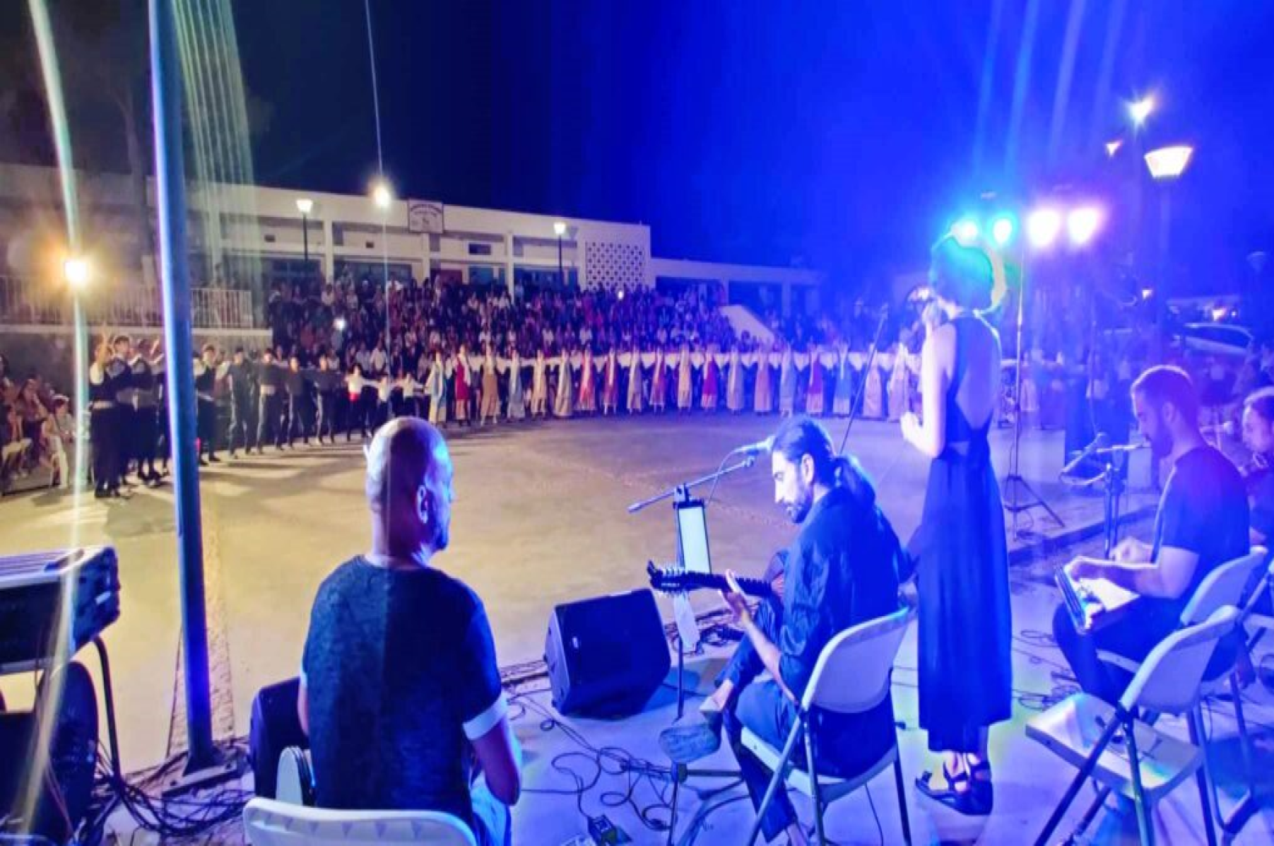 Η παράδοση μας στα καλύτερά της